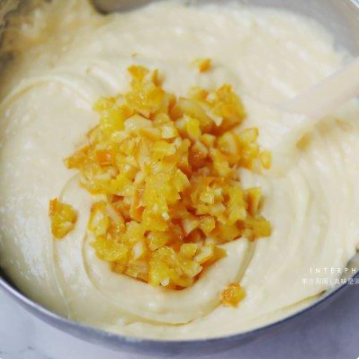 香橙磅蛋糕，甜橙加入到蛋糕中，讓雞蛋蛋糕變的清香無比